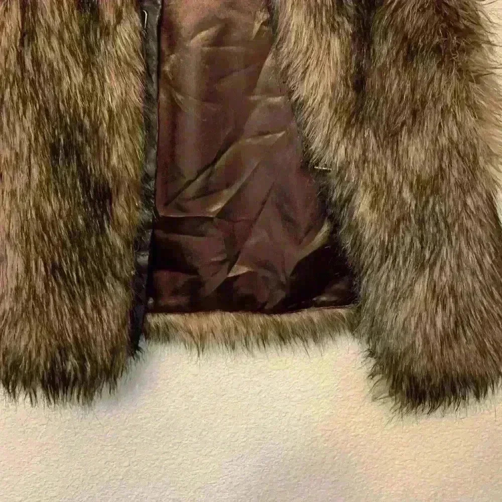 BB Dakota faux fur vest sz S fall winter old money preppy - Picture 4 of 9